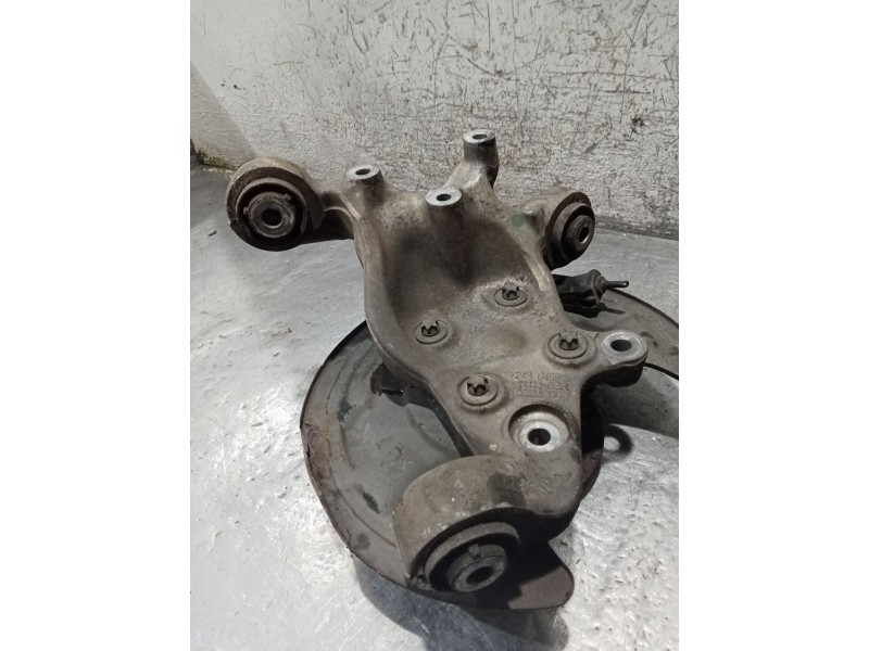 Recambio de mangueta trasera derecha para mercedes-benz clase cla (w117) shooting brake referencia OEM IAM   14