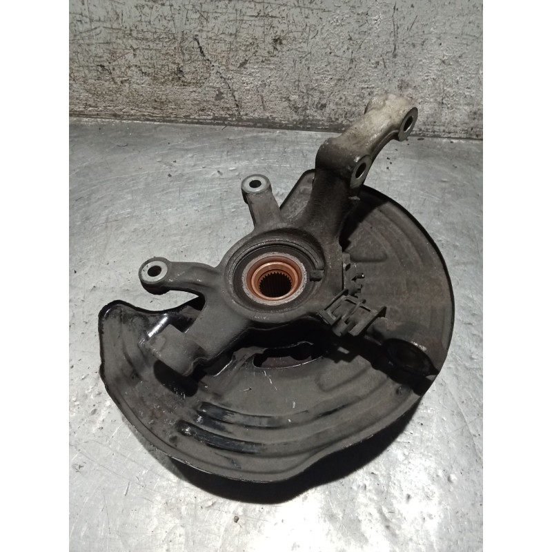 Recambio de mangueta delantera derecha para mercedes-benz clase cla (w117) shooting brake referencia OEM IAM   14