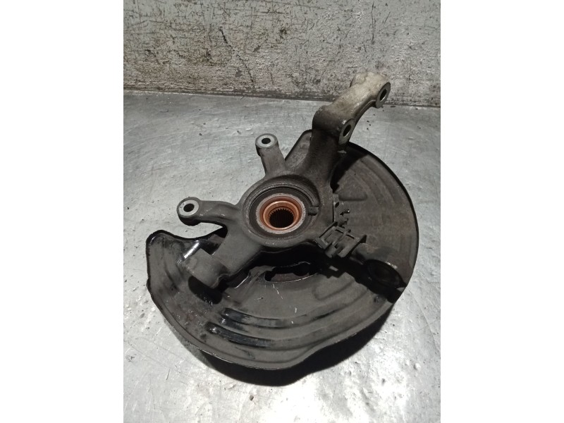 Recambio de mangueta delantera derecha para mercedes-benz clase cla (w117) shooting brake referencia OEM IAM   14