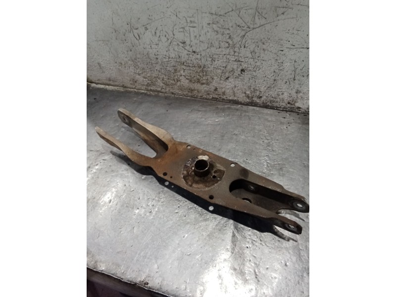 Recambio de brazo suspension inferior trasero derecho para mercedes-benz clase cla (w117) shooting brake referencia OEM IAM   14