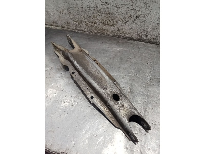 Recambio de brazo suspension inferior trasero izquierdo para mercedes-benz clase cla (w117) shooting brake referencia OEM IAM   