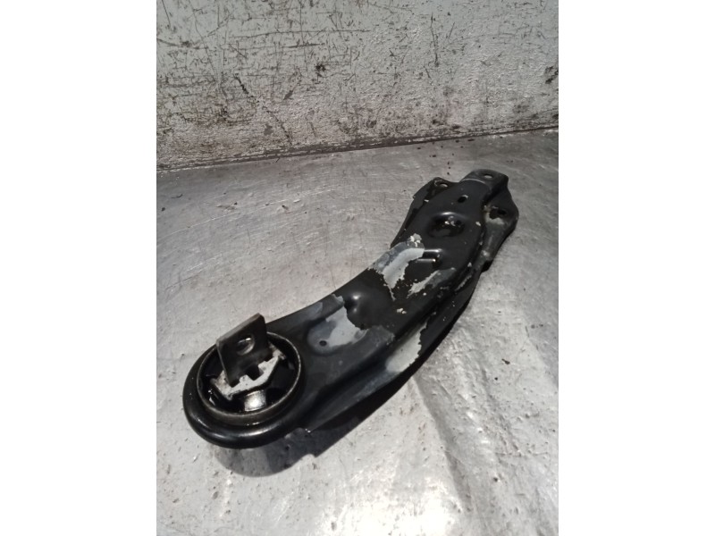 Recambio de brazo suspension inferior trasero izquierdo para mercedes-benz clase cla (w117) shooting brake referencia OEM IAM   