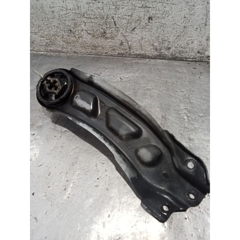 Recambio de brazo suspension inferior trasero izquierdo para mercedes-benz clase cla (w117) shooting brake referencia OEM IAM   