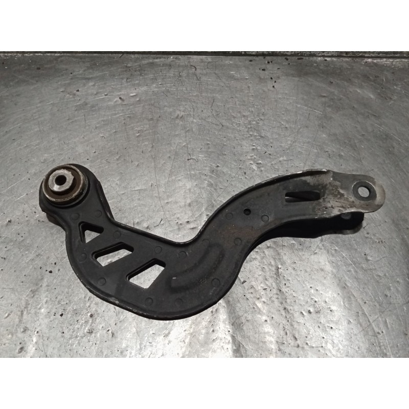 Recambio de brazo suspension superior trasero izquierdo para mercedes-benz clase cla (w117) shooting brake referencia OEM IAM   