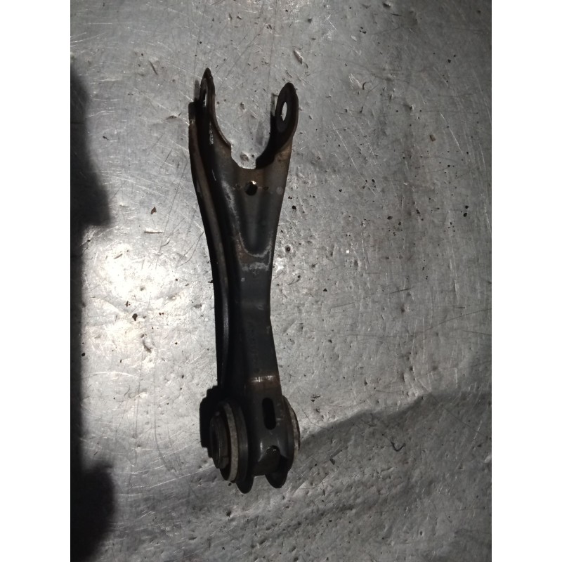 Recambio de brazo suspension inferior trasero derecho para mercedes-benz clase cla (w117) shooting brake referencia OEM IAM A246