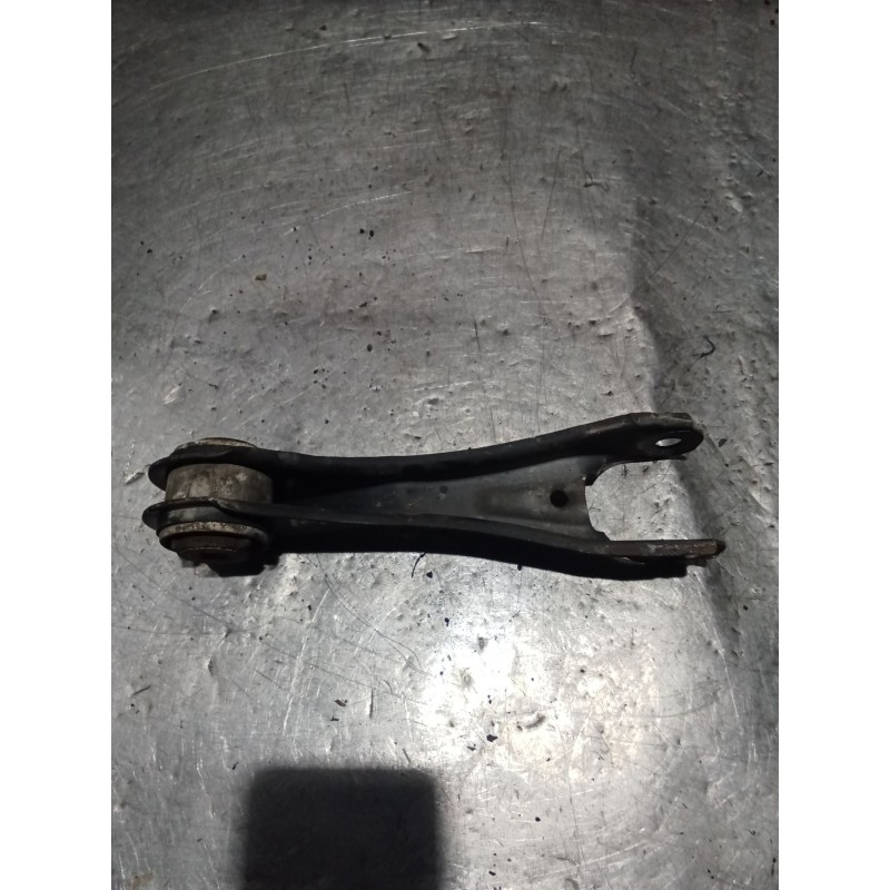 Recambio de brazo suspension inferior trasero izquierdo para mercedes-benz clase cla (w117) shooting brake referencia OEM IAM A2