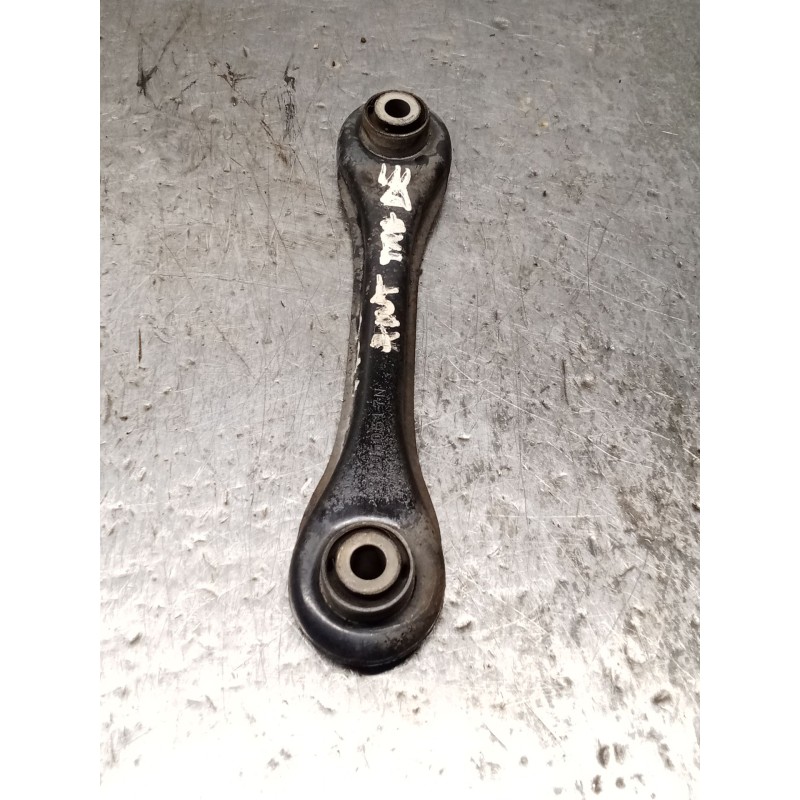 Recambio de brazo suspension inferior trasero derecho para mazda 3 sedán (bk) 1.6 di turbo (bk12y) referencia OEM IAM 20050517N 