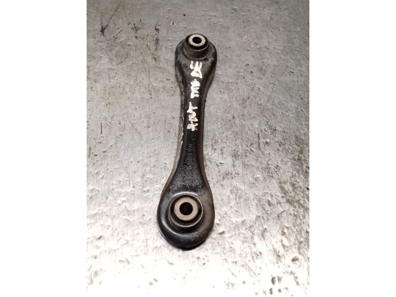 Recambio de brazo suspension inferior trasero derecho para mazda 3 sedán (bk) 1.6 di turbo (bk12y) referencia OEM IAM 20050517N 