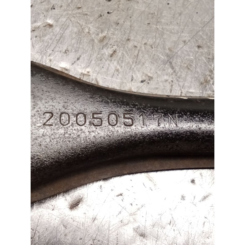 Recambio de brazo suspension inferior trasero derecho para mazda 3 sedán (bk) 1.6 di turbo (bk12y) referencia OEM IAM 20050517N 