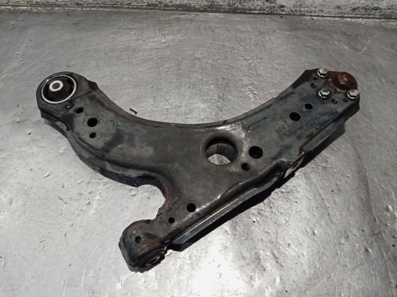 Recambio de brazo suspension inferior delantero derecho para audi a3 (8l1) 1.6 referencia OEM IAM   00