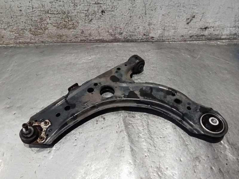 Recambio de brazo suspension inferior delantero izquierdo para audi a3 (8l1) 1.6 referencia OEM IAM   00