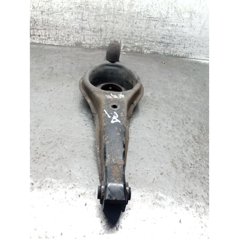 Recambio de brazo suspension inferior trasero derecho para mazda 3 sedán (bk) 1.6 di turbo (bk12y) referencia OEM IAM   04
