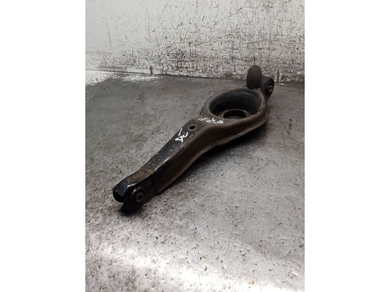 Recambio de brazo suspension inferior trasero derecho para mazda 3 sedán (bk) 1.6 di turbo (bk12y) referencia OEM IAM   04