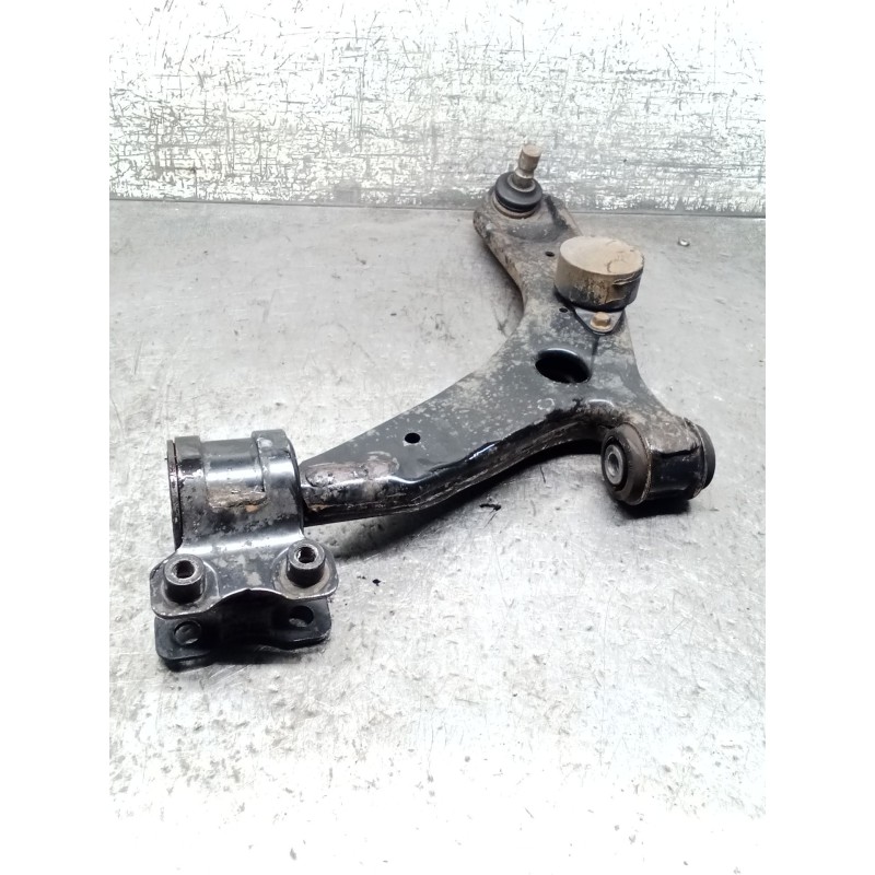 Recambio de brazo suspension inferior delantero izquierdo para mazda 3 sedán (bk) 1.6 di turbo (bk12y) referencia OEM IAM   04