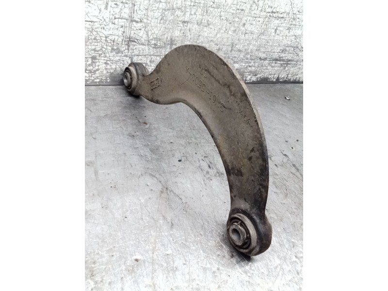 Recambio de brazo suspension superior trasero izquierdo para mazda 3 sedán (bk) 1.6 di turbo (bk12y) referencia OEM IAM 3N615500