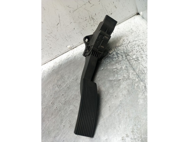 Recambio de potenciometro pedal para mercedes-benz clase cla (w117) shooting brake referencia OEM IAM A2463001604  14