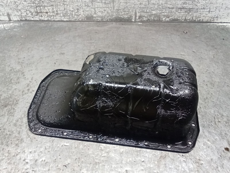 Recambio de carter para mazda 3 sedán (bk) 1.6 di turbo (bk12y) referencia OEM IAM   04