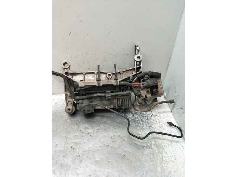 Recambio de bomba suspension para volkswagen touareg (7la, 7l6, 7l7) 5.0 v10 tdi referencia OEM IAM 7L0616006D 15150000353 