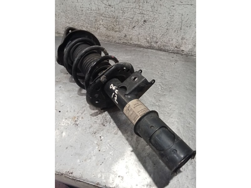 Recambio de amortiguador delantero izquierdo para mercedes-benz clase cla (w117) shooting brake referencia OEM IAM A1763203138  