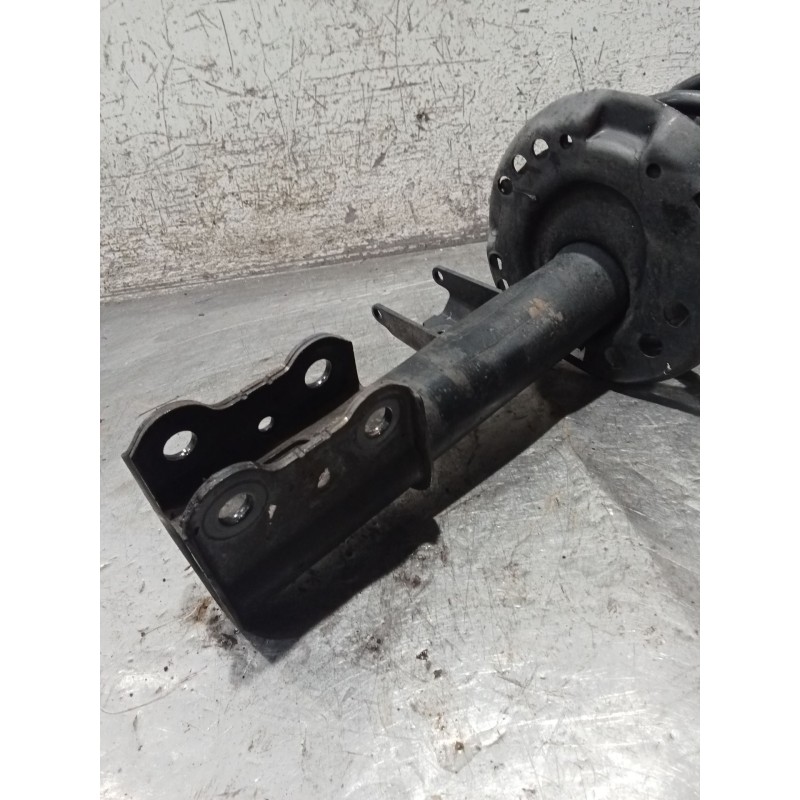 Recambio de amortiguador delantero izquierdo para mercedes-benz clase cla (w117) shooting brake referencia OEM IAM A1763203138  