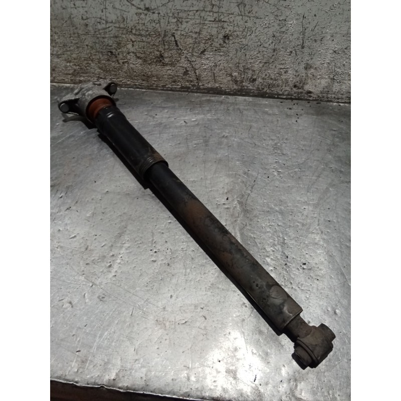 Recambio de amortiguador trasero derecho para mercedes-benz clase cla (w117) shooting brake referencia OEM IAM   14