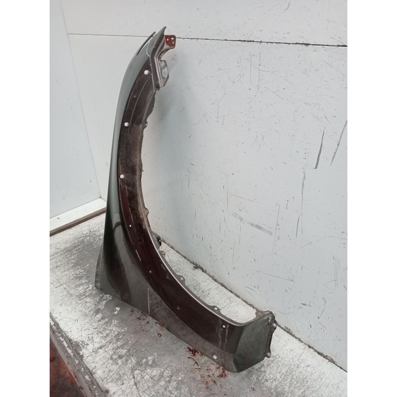 Recambio de aleta delantera derecha para mitsubishi montero (v80/v90) referencia OEM IAM   10 3P