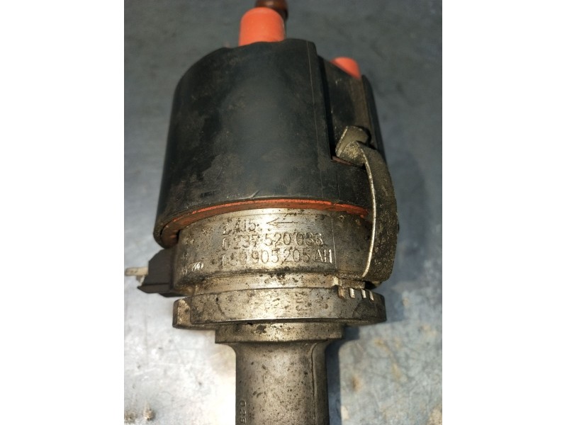Recambio de delco para volkswagen vento (1h2) 1.8 referencia OEM IAM 0237520036 050905205AH VER FOTOS