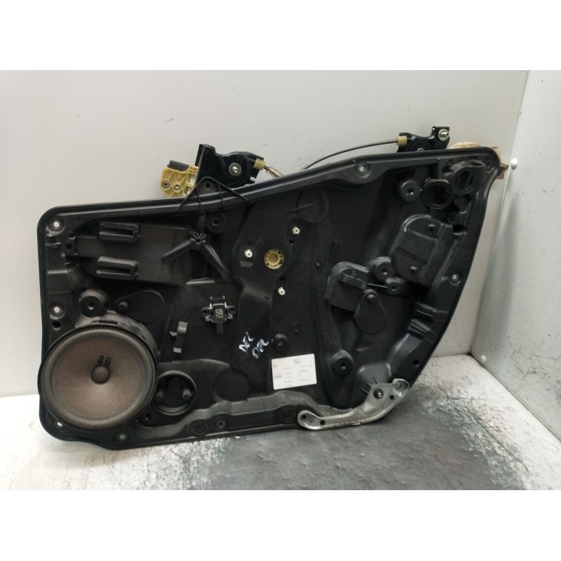 Recambio de elevalunas delantero derecho para mercedes-benz clase cla (w117) shooting brake referencia OEM IAM A2047601634 5P A1