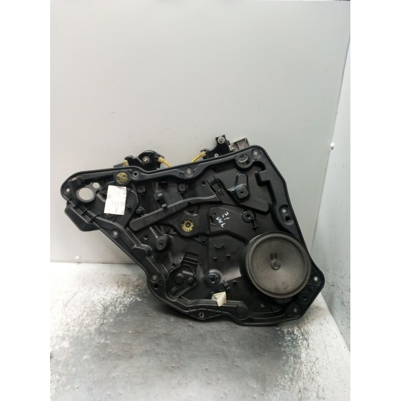 Recambio de elevalunas trasero izquierdo para mercedes-benz clase cla (w117) shooting brake referencia OEM IAM A2047602134 5P A1