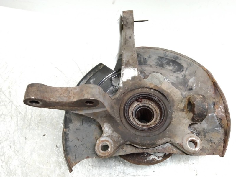 Recambio de mangueta delantera derecha para mitsubishi space runner (n10/n20) 2.0 td referencia OEM IAM   