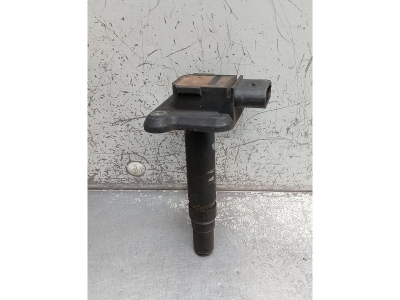 Recambio de bobina encendido para audi a8 (d2) 3.7 v8 32v referencia OEM IAM 06B905115E CM11201 