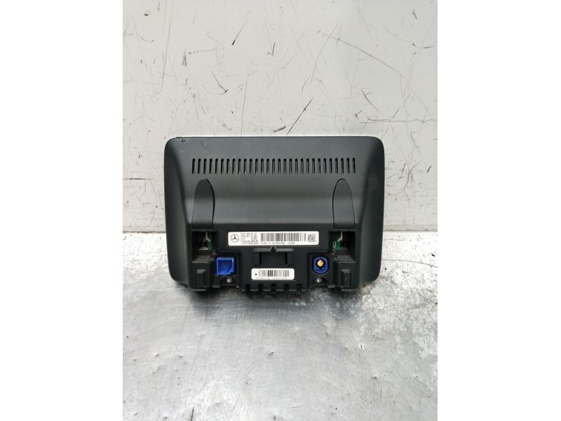 Recambio de pantalla multifuncion para mercedes-benz clase cla (w117) shooting brake referencia OEM IAM A1669007814 A2189027902 