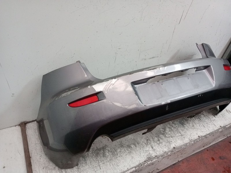 Recambio de paragolpes trasero para mazda 3 sedán (bk) 1.6 di turbo (bk12y) referencia OEM IAM   4P 04