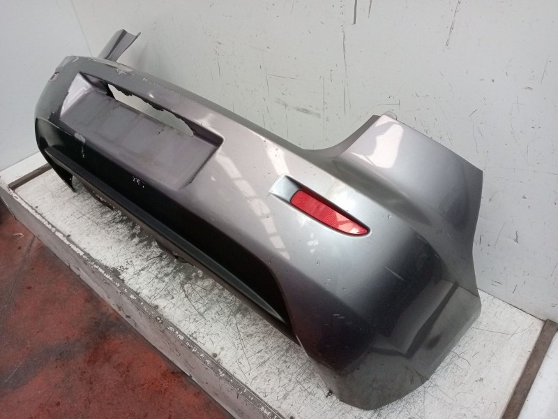 Recambio de paragolpes trasero para mazda 3 sedán (bk) 1.6 di turbo (bk12y) referencia OEM IAM   4P 04