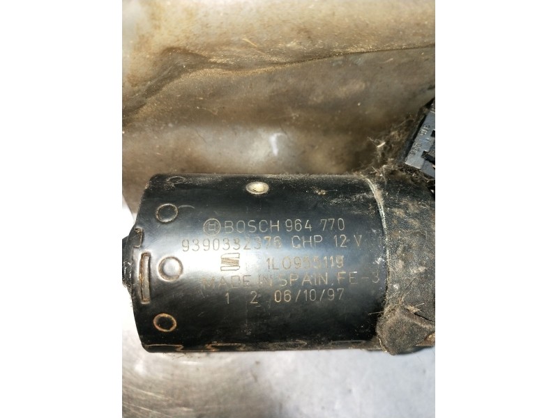 Recambio de motor limpia delantero para seat cordoba (6k1, 6k2) 1.9 tdi referencia OEM IAM 1L0955119 9390332376 964770 97