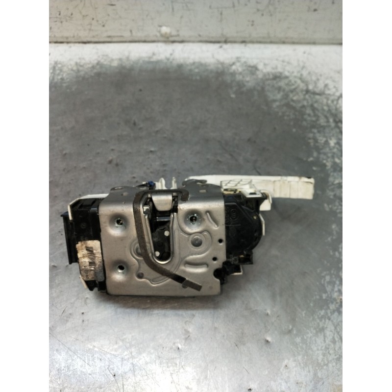 Recambio de motor cierre centralizado trasero izquierdo para mercedes-benz clase cla (w117) shooting brake referencia OEM IAM  5