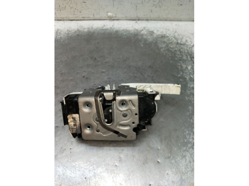 Recambio de motor cierre centralizado trasero izquierdo para mercedes-benz clase cla (w117) shooting brake referencia OEM IAM  5
