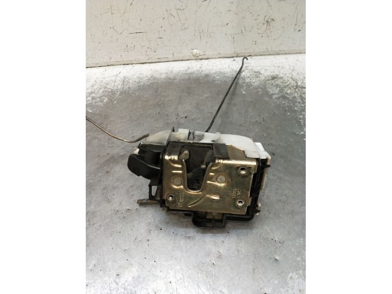 Recambio de motor cierre centralizado delantero izquierdo para seat cordoba (6k1, 6k2) 1.9 tdi referencia OEM IAM  4P 97