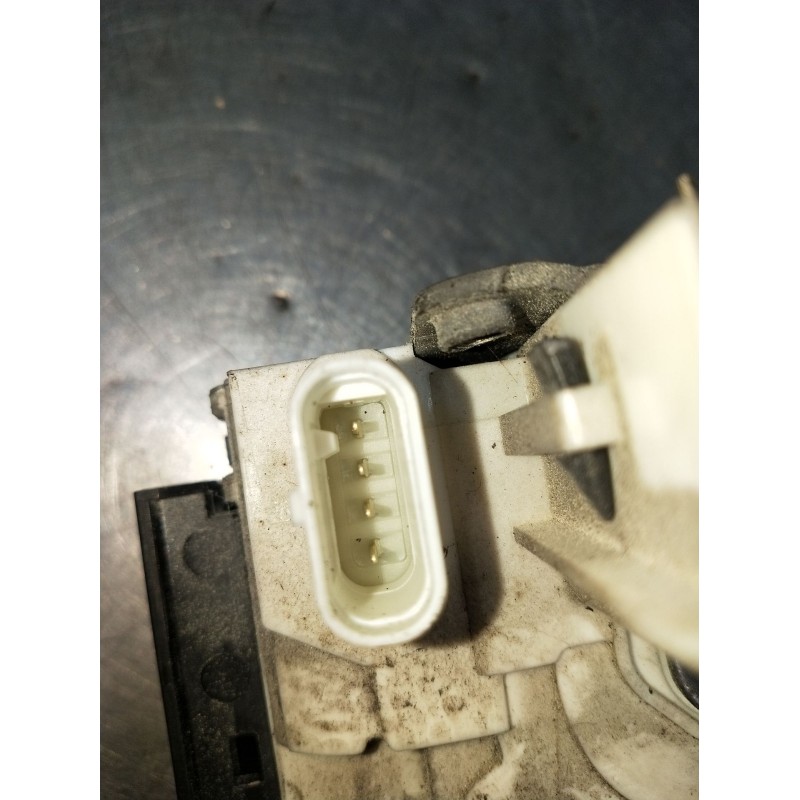 Recambio de motor cierre centralizado delantero derecho para mercedes-benz clase cla (w117) shooting brake referencia OEM IAM A0