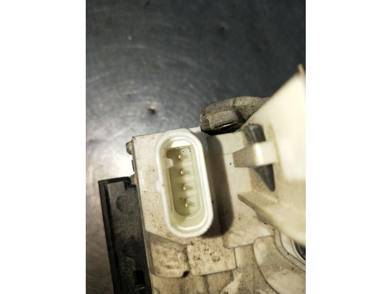 Recambio de motor cierre centralizado delantero derecho para mercedes-benz clase cla (w117) shooting brake referencia OEM IAM A0