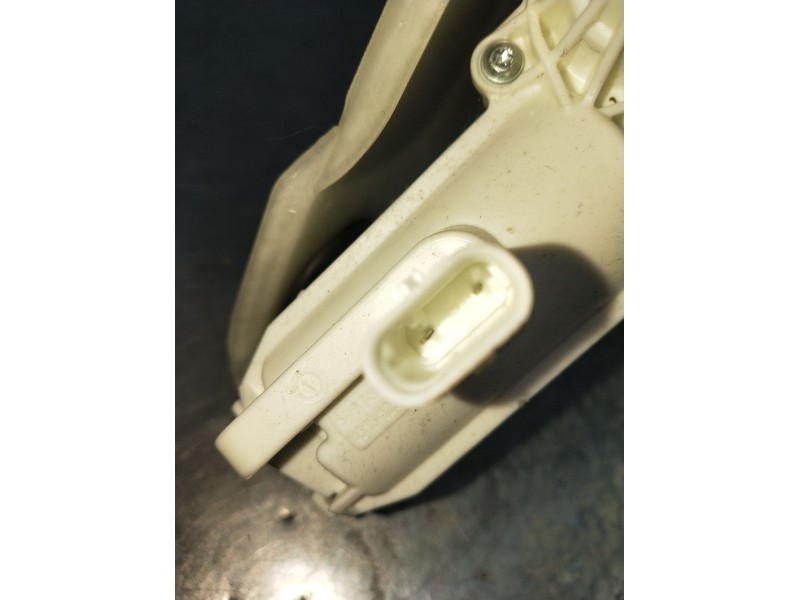 Recambio de motor cierre centralizado porton para mercedes-benz clase cla (w117) shooting brake referencia OEM IAM A1179064300 5