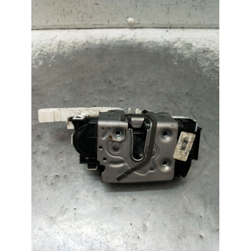 Recambio de motor cierre centralizado trasero derecho para mercedes-benz clase cla (w117) shooting brake referencia OEM IAM A099