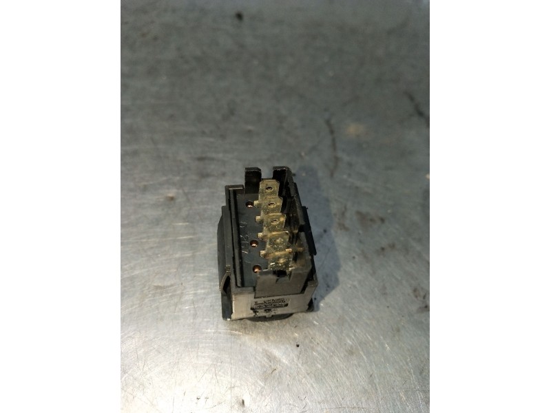 Recambio de mando elevalunas delantero derecho para citroën berlingo / berlingo first monospace (mf_, gjk_, gfk_) 1.9 d (mfwjz) 