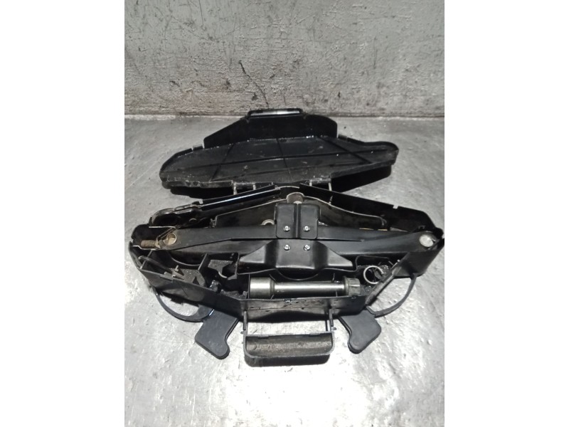 Recambio de gato para nissan primastar furgoneta (x83) 2.0 dci 90 referencia OEM IAM   06