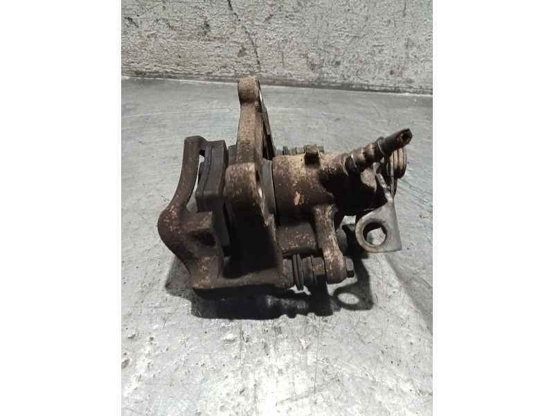 Recambio de pinza freno trasera derecha para nissan primastar furgoneta (x83) 2.0 dci 90 referencia OEM IAM   06