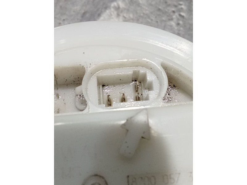 Recambio de bomba combustible para renault clio ii (bb_, cb_) 1.2 16v (bb05, bb0w, bb11, bb27, bb2t, bb2u, bb2v, cb05,... refere