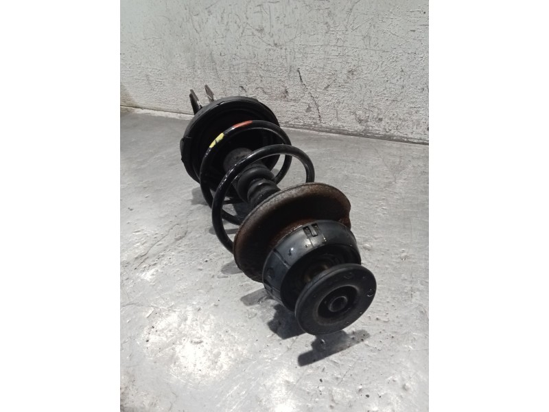 Recambio de amortiguador delantero izquierdo para renault clio ii (bb_, cb_) 1.2 16v (bb05, bb0w, bb11, bb27, bb2t, bb2u, bb2v, 