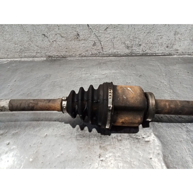 Recambio de transmision delantera derecha para nissan primastar furgoneta (x83) 2.0 dci 90 referencia OEM IAM   06