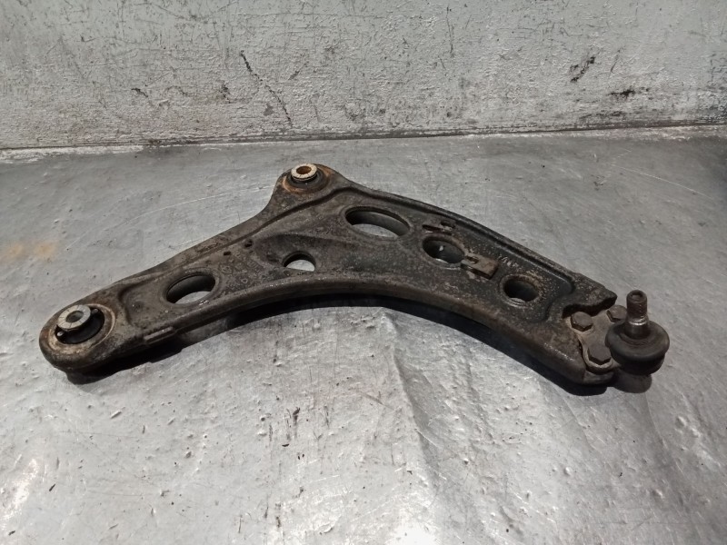 Recambio de brazo suspension inferior delantero derecho para nissan primastar furgoneta (x83) 2.0 dci 90 referencia OEM IAM   06