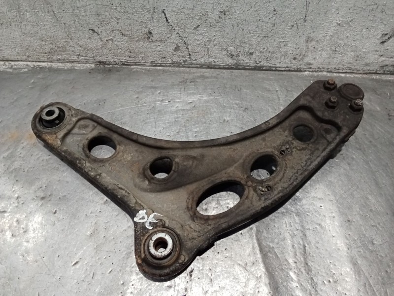 Recambio de brazo suspension inferior delantero derecho para nissan primastar furgoneta (x83) 2.0 dci 90 referencia OEM IAM   06